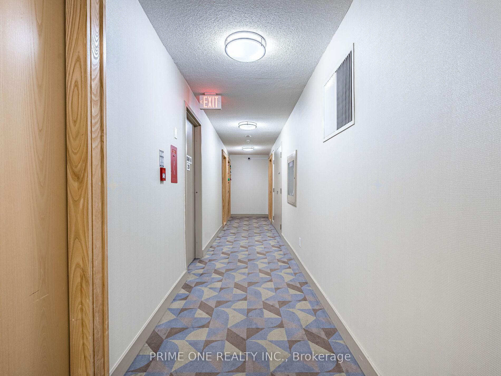 2 Bedrooms Condo at 88 Grangeway, Toronto For sale