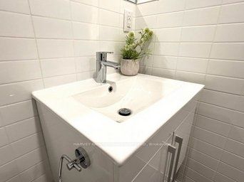 68 Fifteenth Street, #11