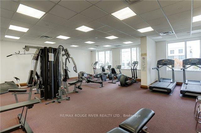 2 Bedrooms Condo at 11 Lee Centre, Toronto For sale