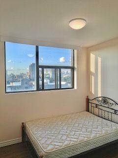 3 Bedrooms Condo at 519 Dundas, Toronto For sale