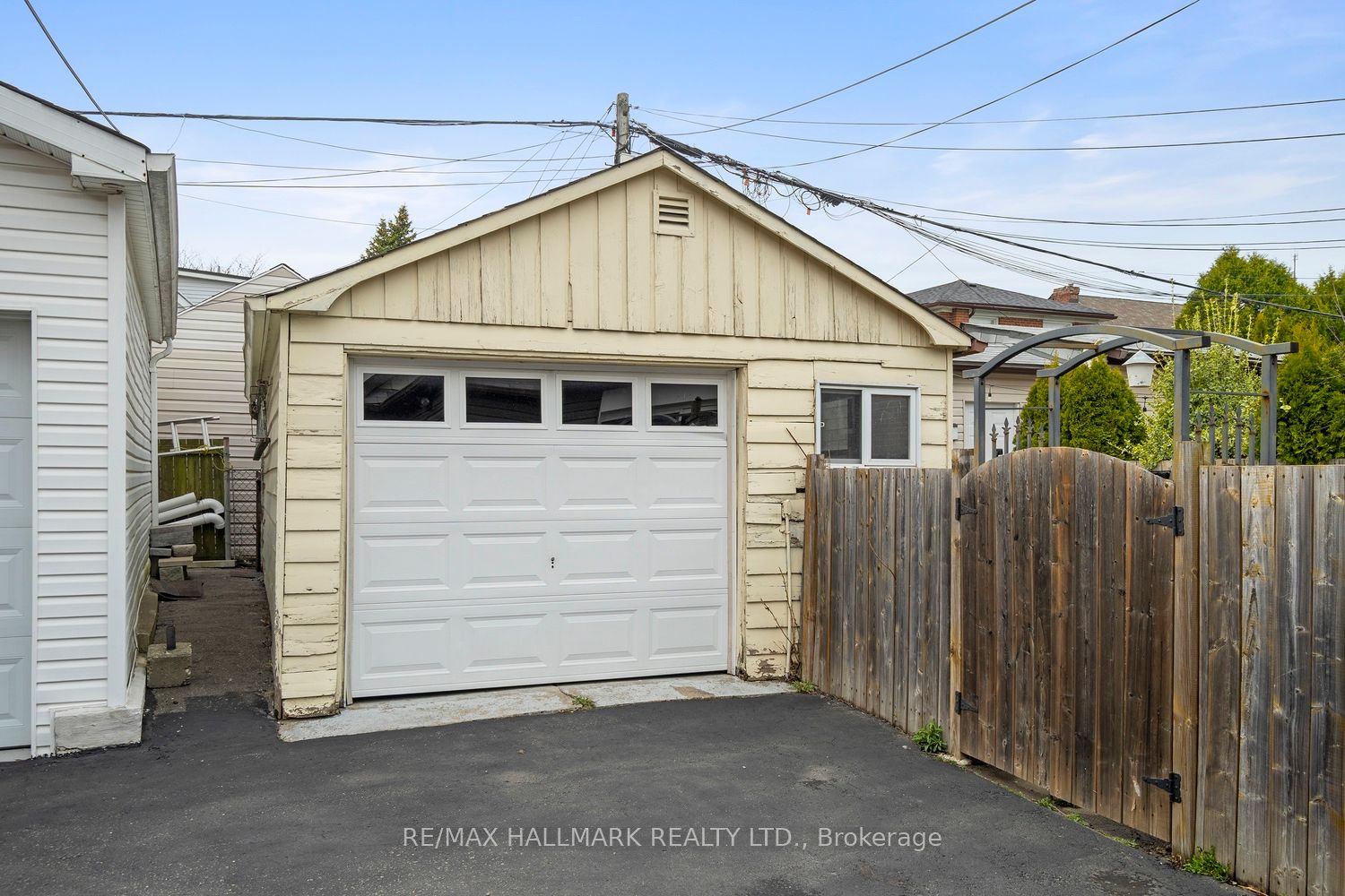 72 Gray Avenue
