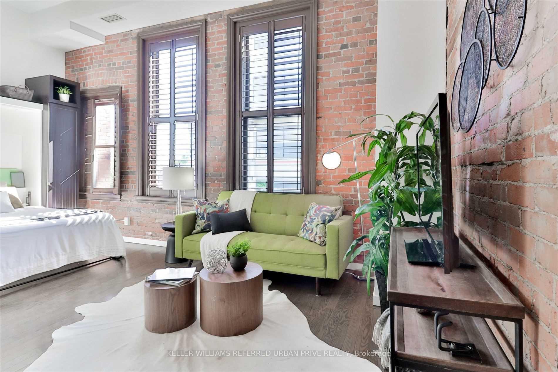 Condo at 915 King, Toronto For sale