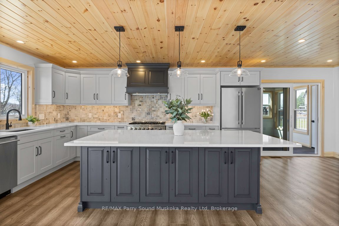 49 Hardies Road, McKellar, ON P2A 0B5