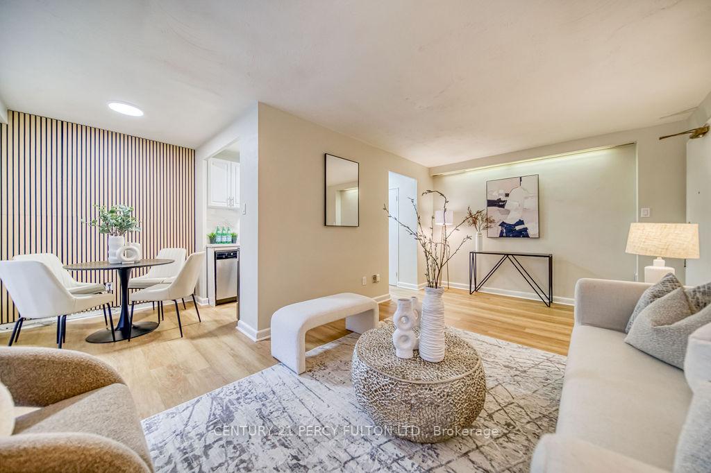 1 Bedroom Condo at 921 Midland, Toronto For sale