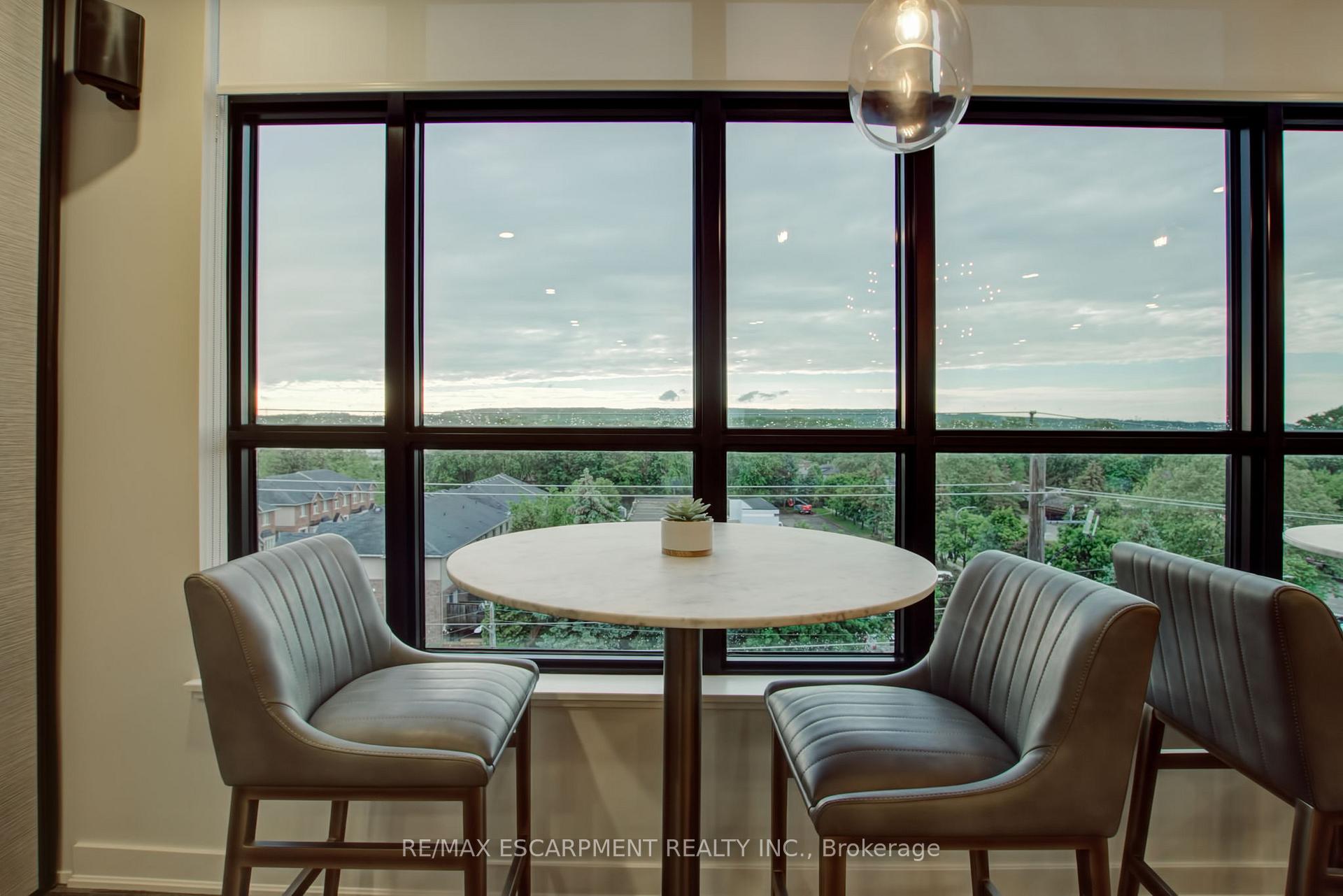 1 Bedroom Condo at 320 Plains, Burlington For sale