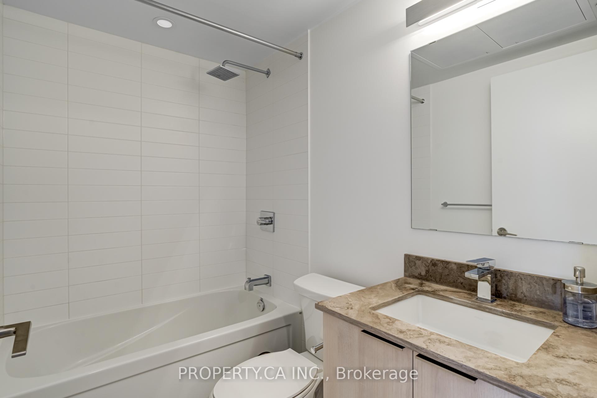 2 Bedrooms Condo at 501 Yonge, Toronto For sale