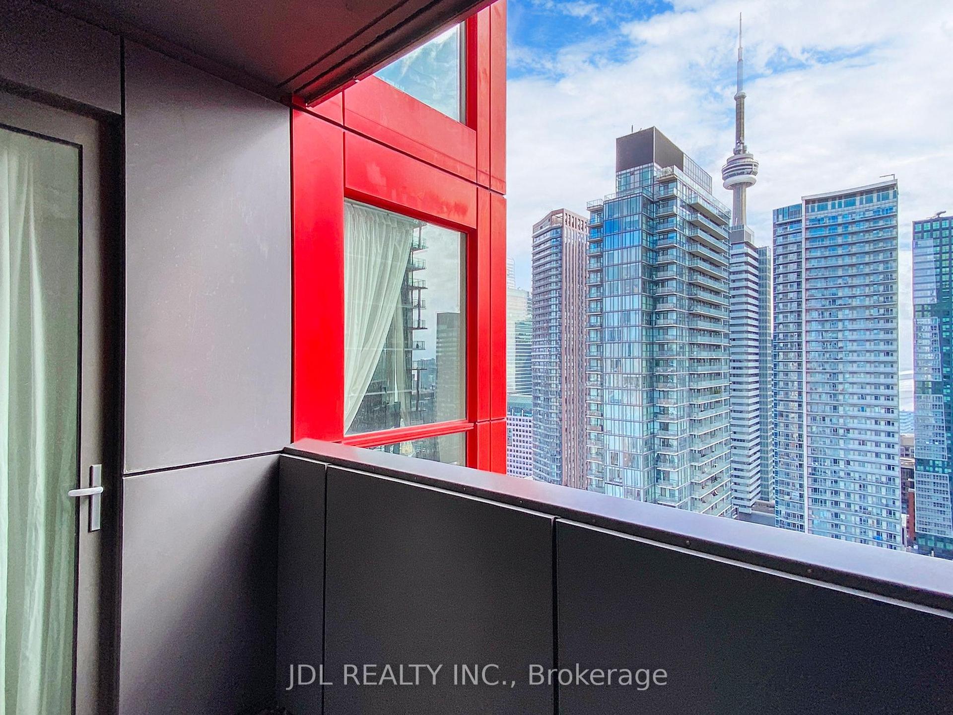 2 Bedrooms Condo at 318 Richmond, Toronto For sale