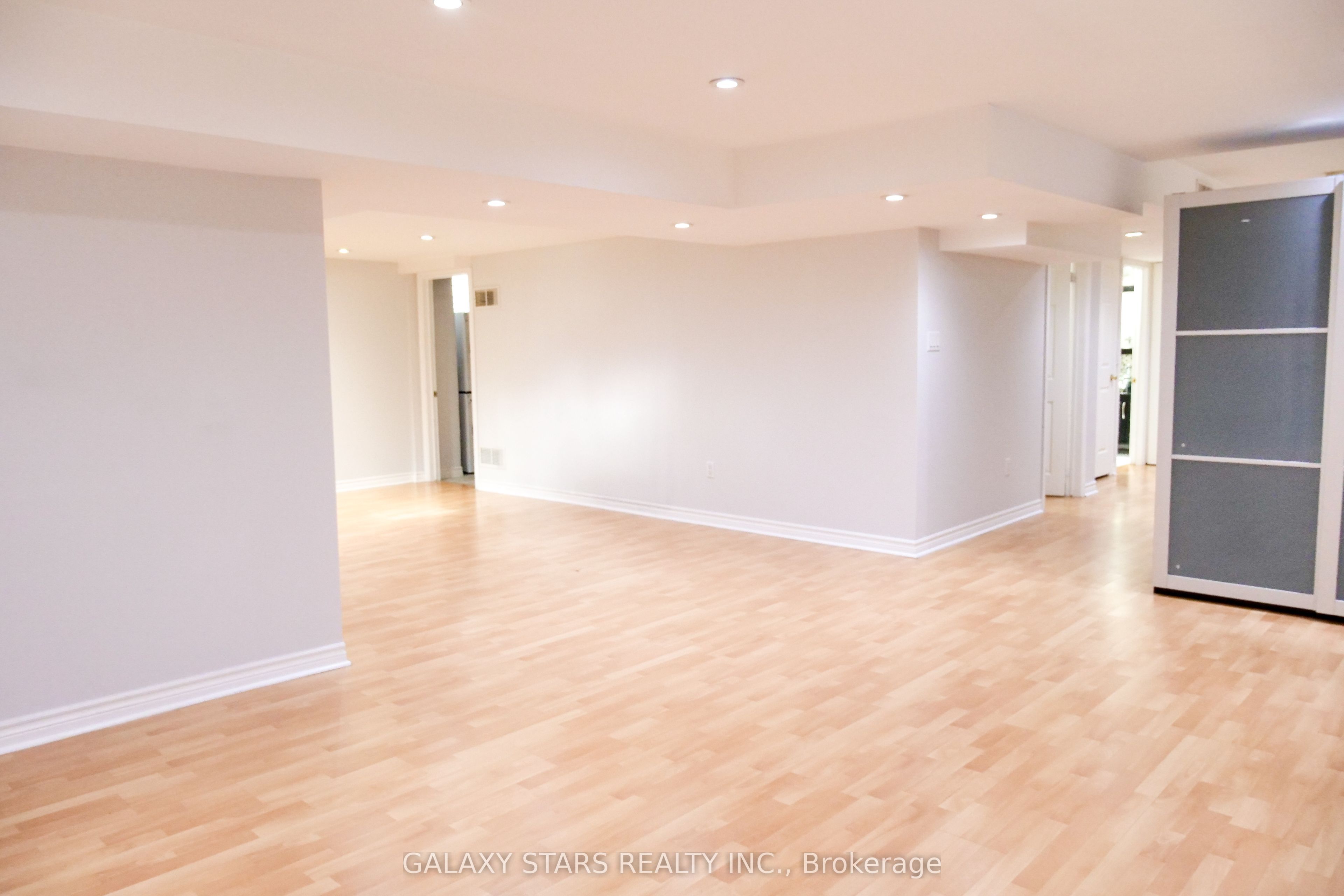 32 Kemp Drive, #Bsmnt
