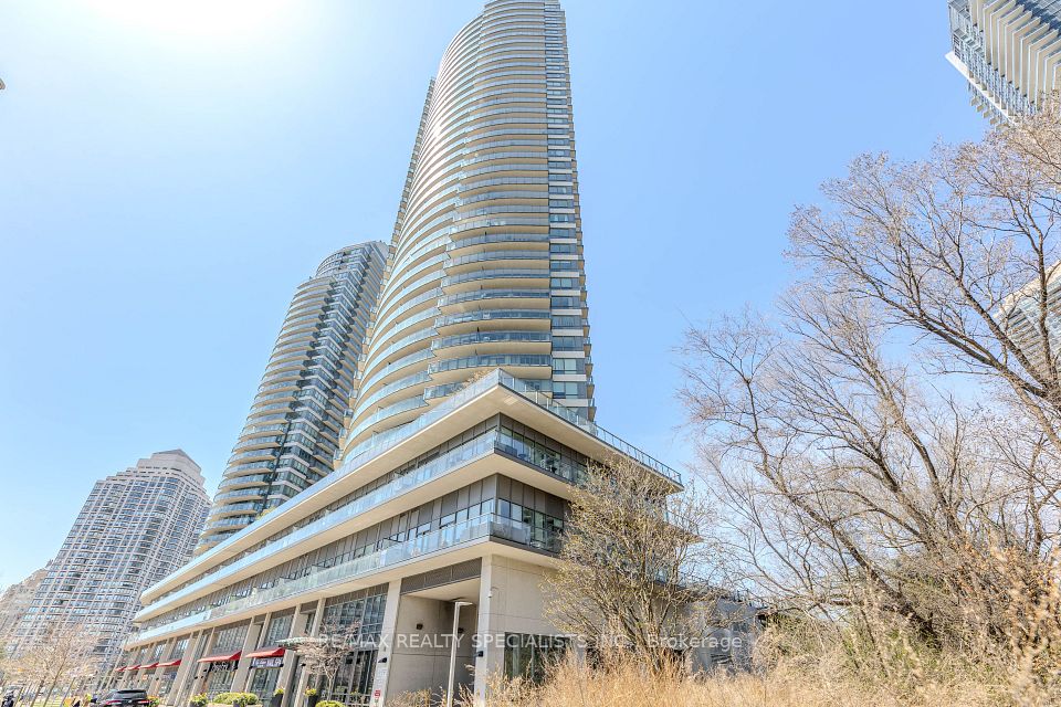 2230 Lakeshore