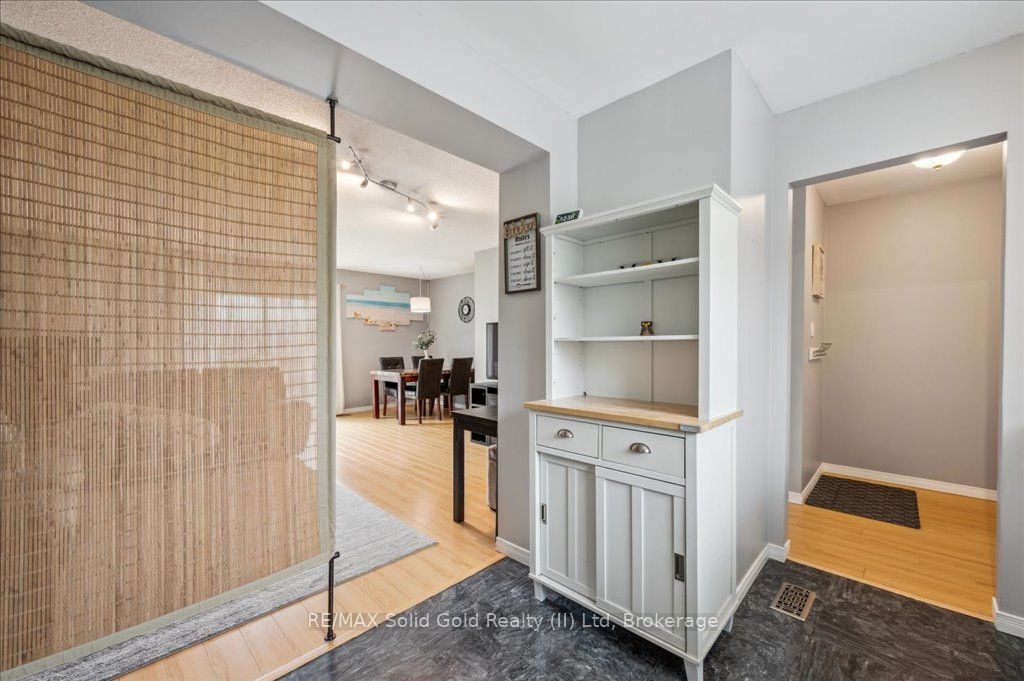 419 Bairstow Crescent, #3