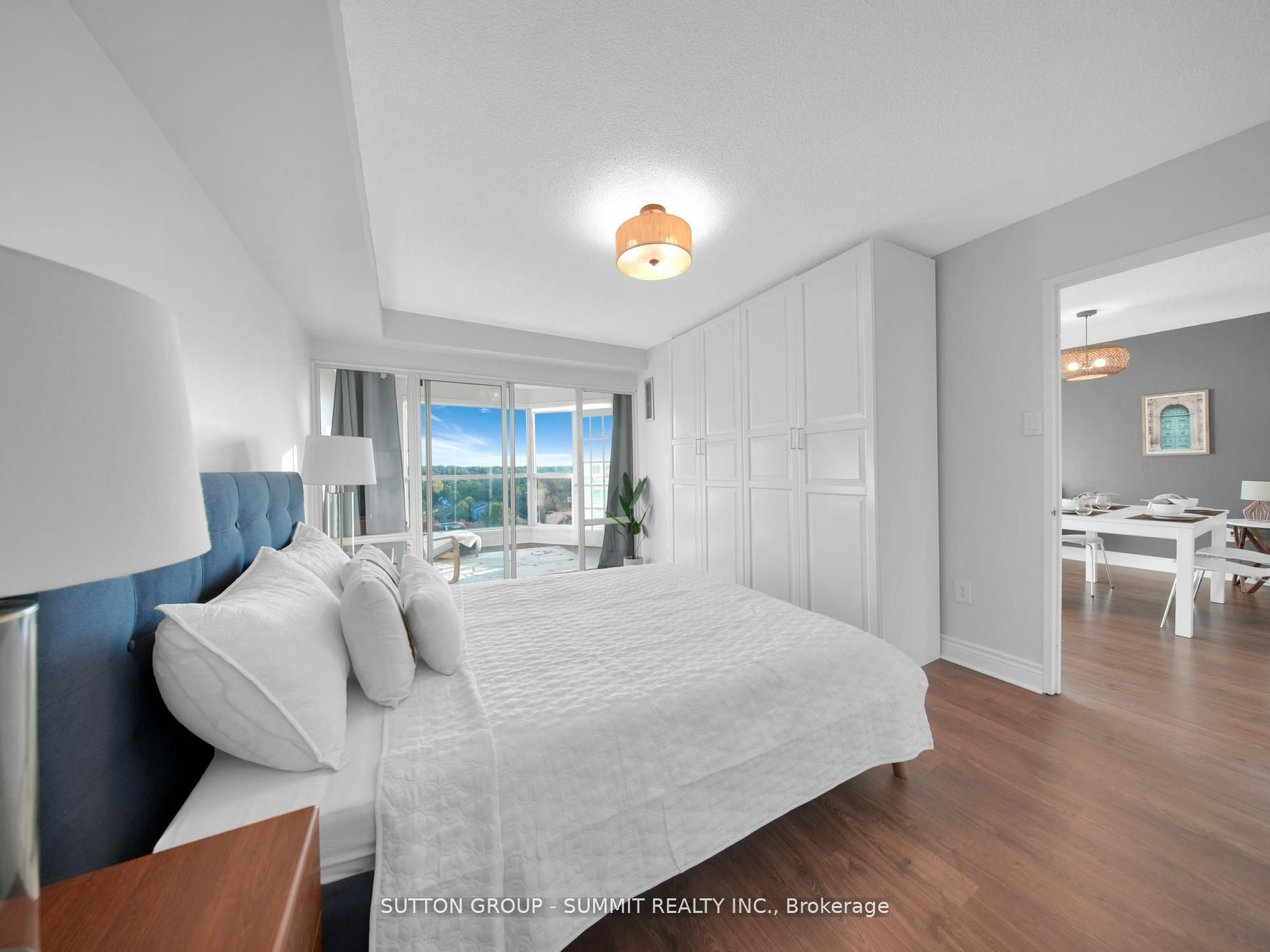 2155 Burnhamthorpe Road W, #1208