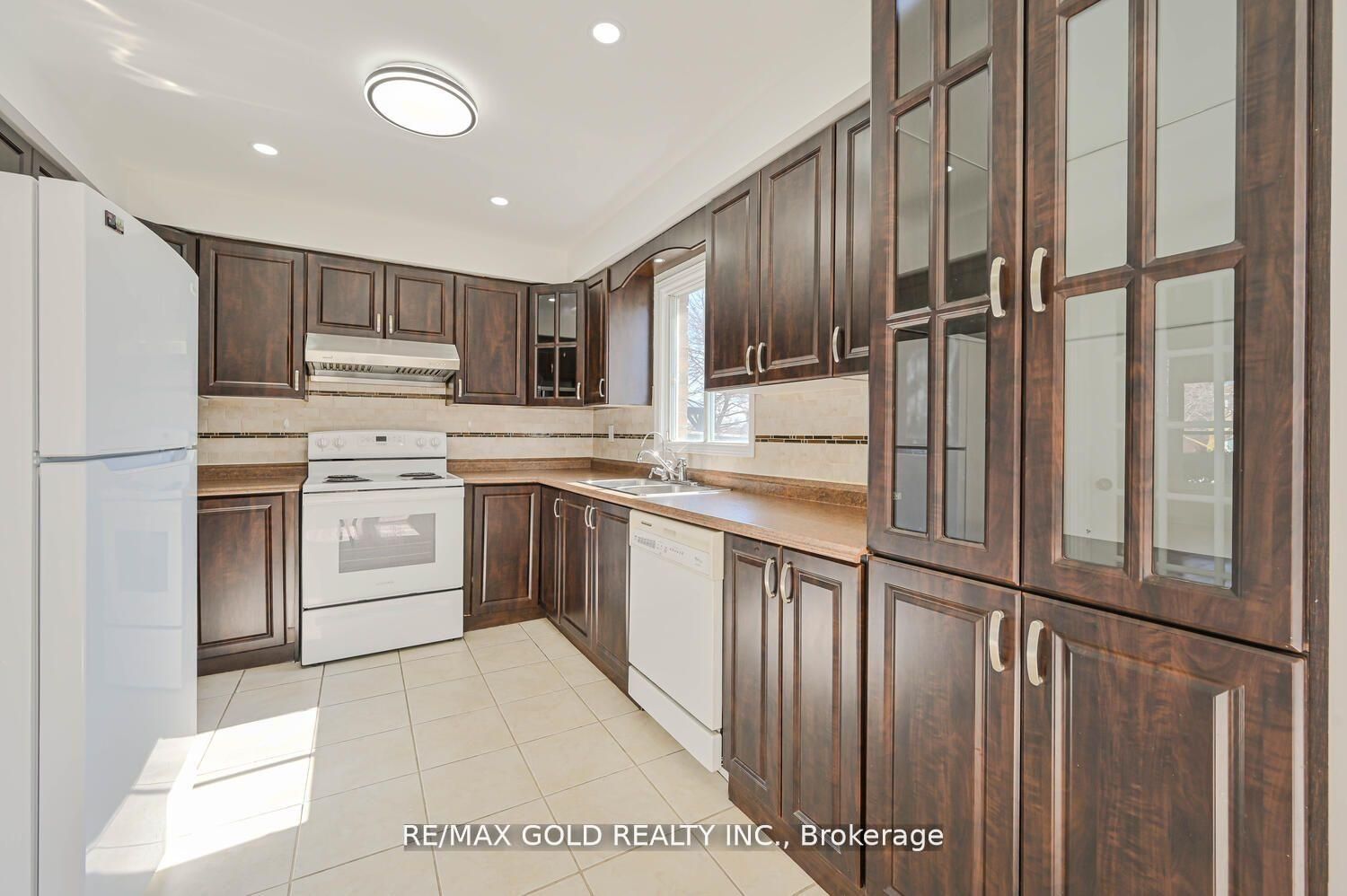 1150 Beals Street, Windsor, ON N9E 4A4