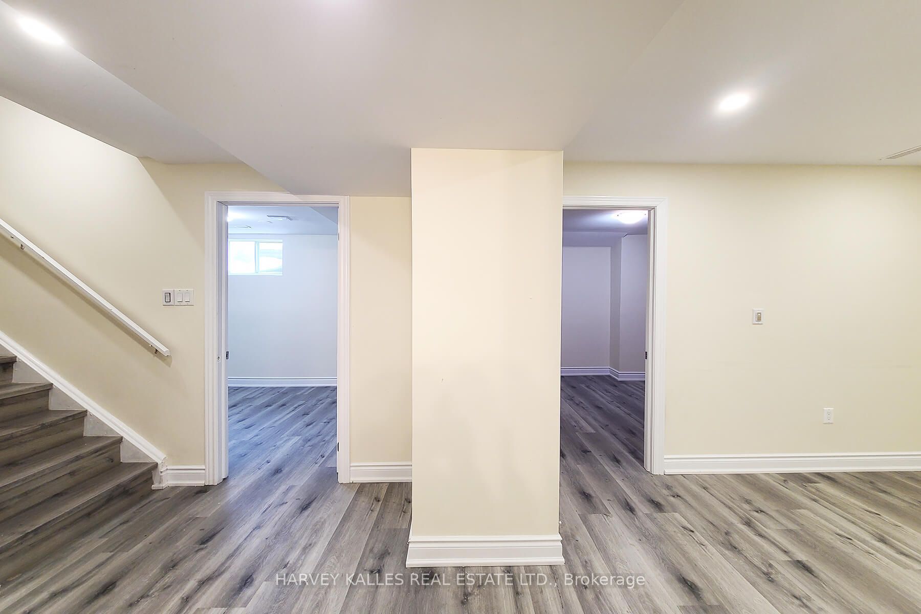 99 Stilecroft Drive Lower