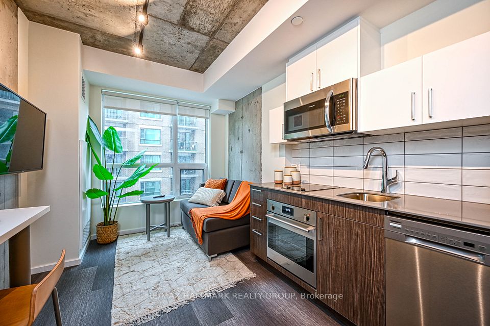 256 Rideau