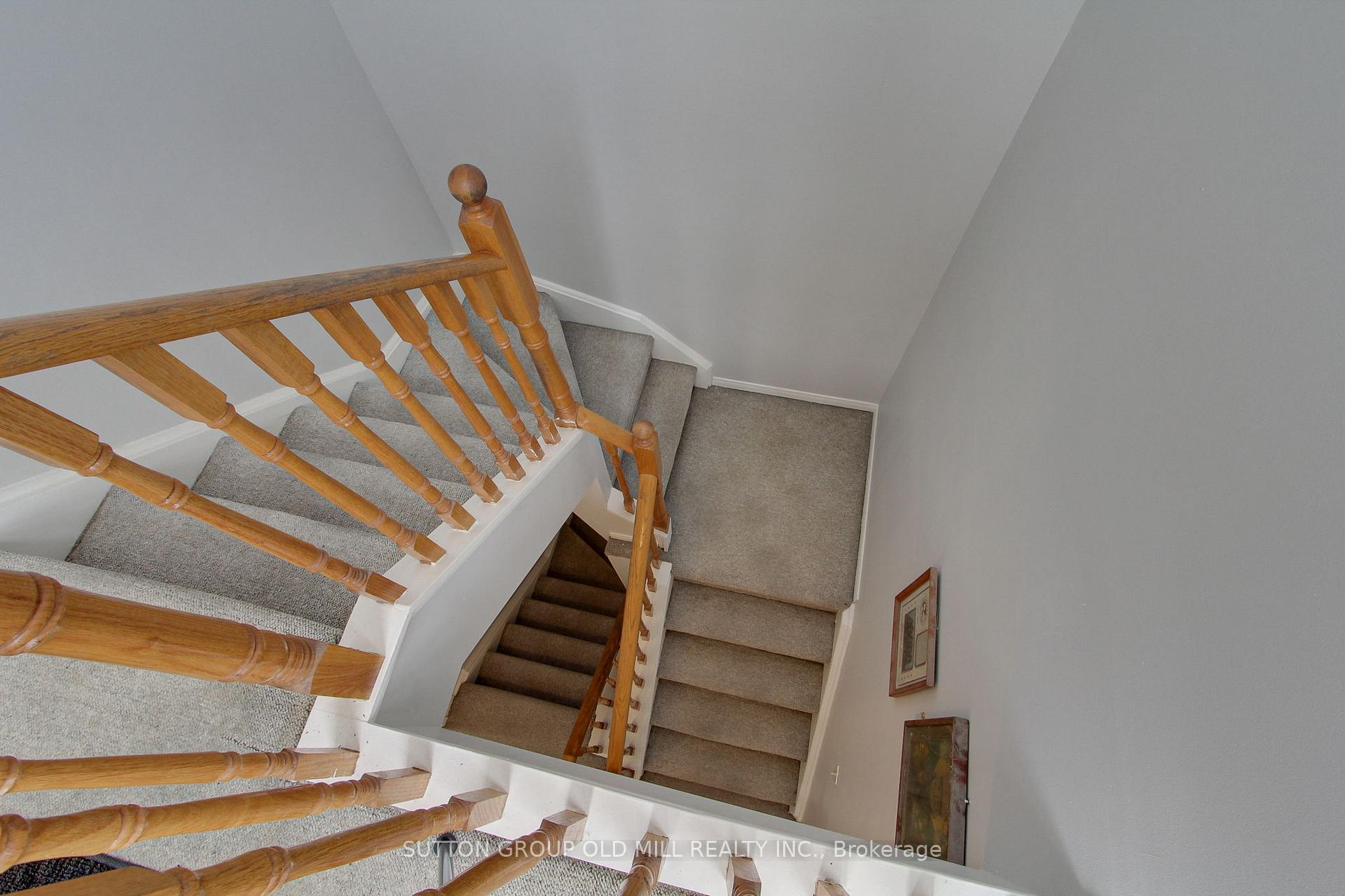 3 Bedrooms Condo at 760 Lawrence,  Toronto For sale