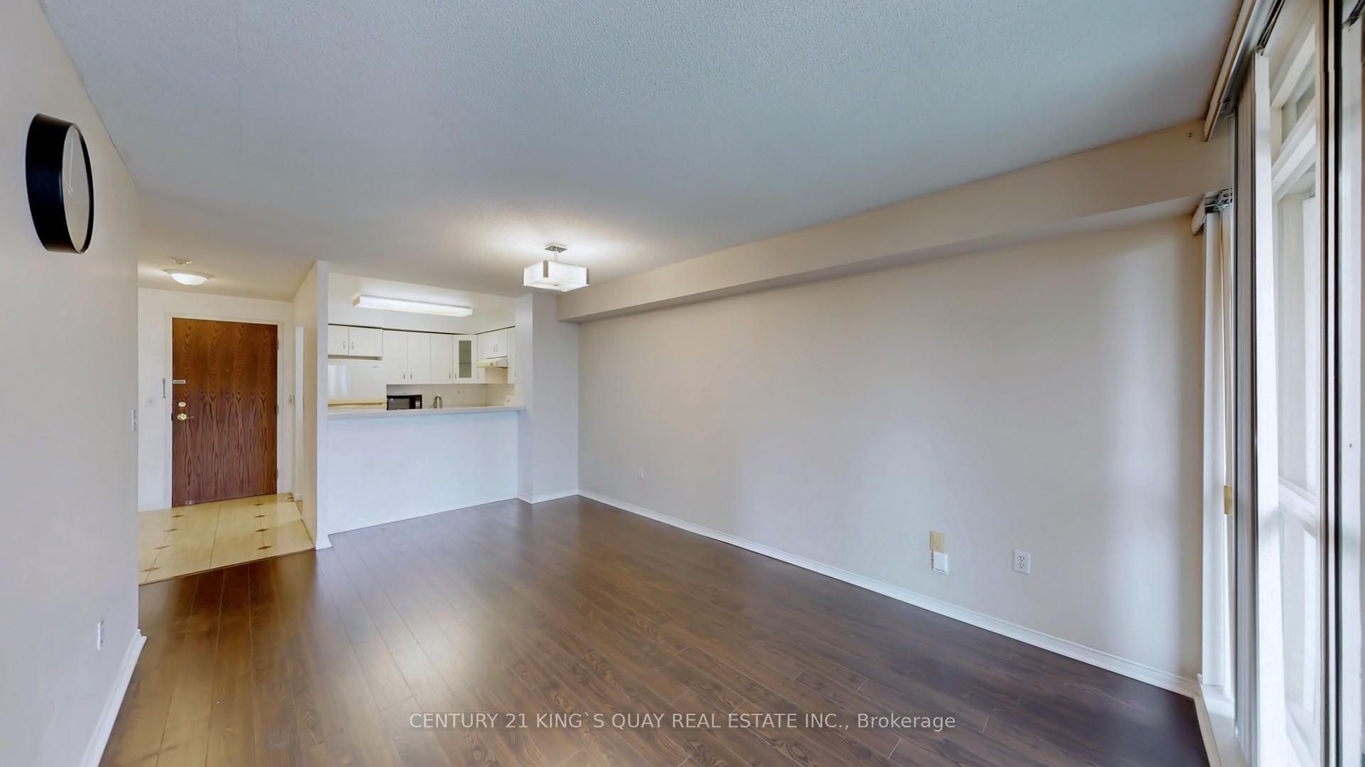 2 Bedrooms Condo at 18 Pemberton, Toronto For sale