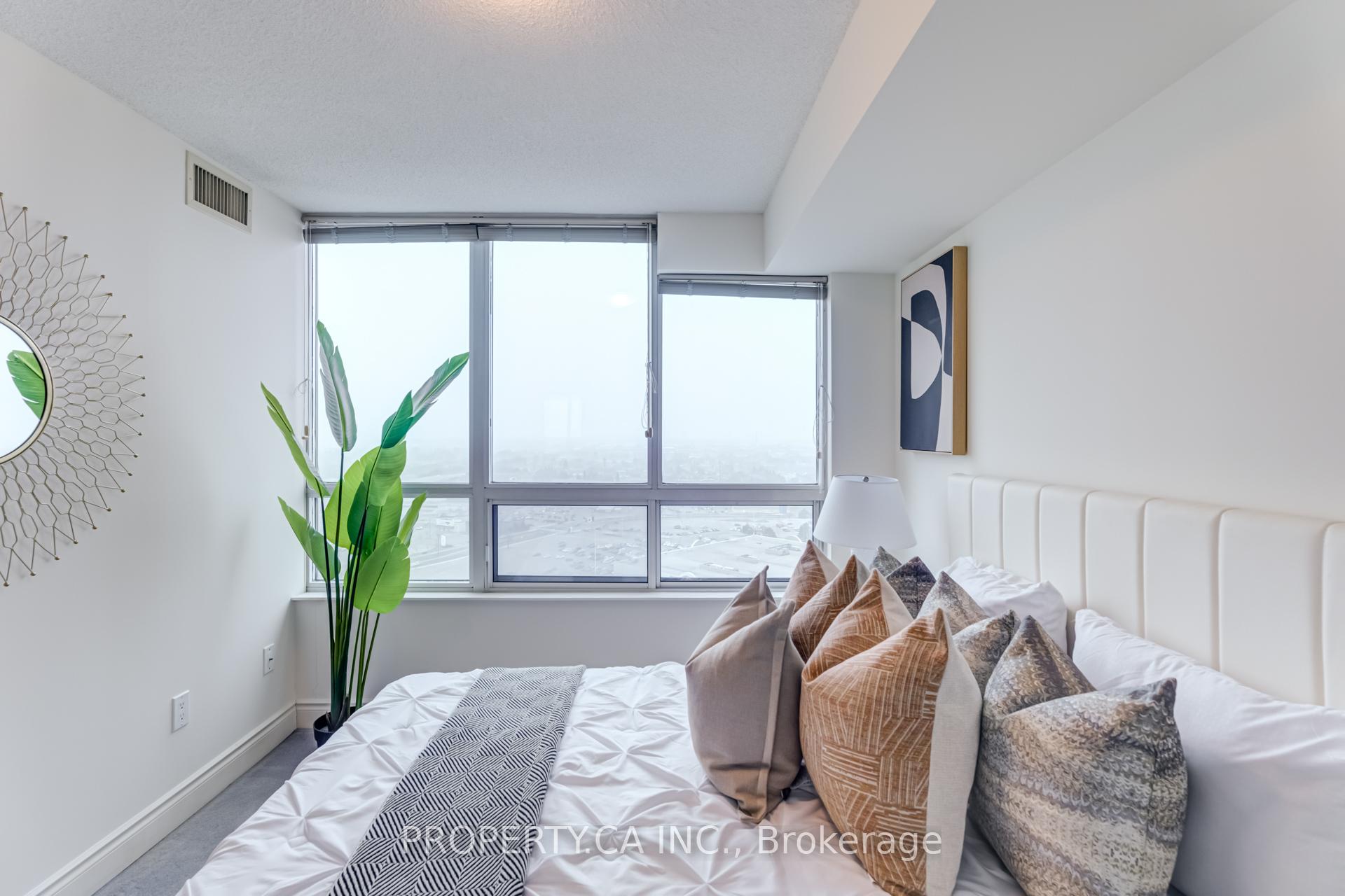 2 Bedrooms Condo at 50 Brian Harrison, Toronto For sale