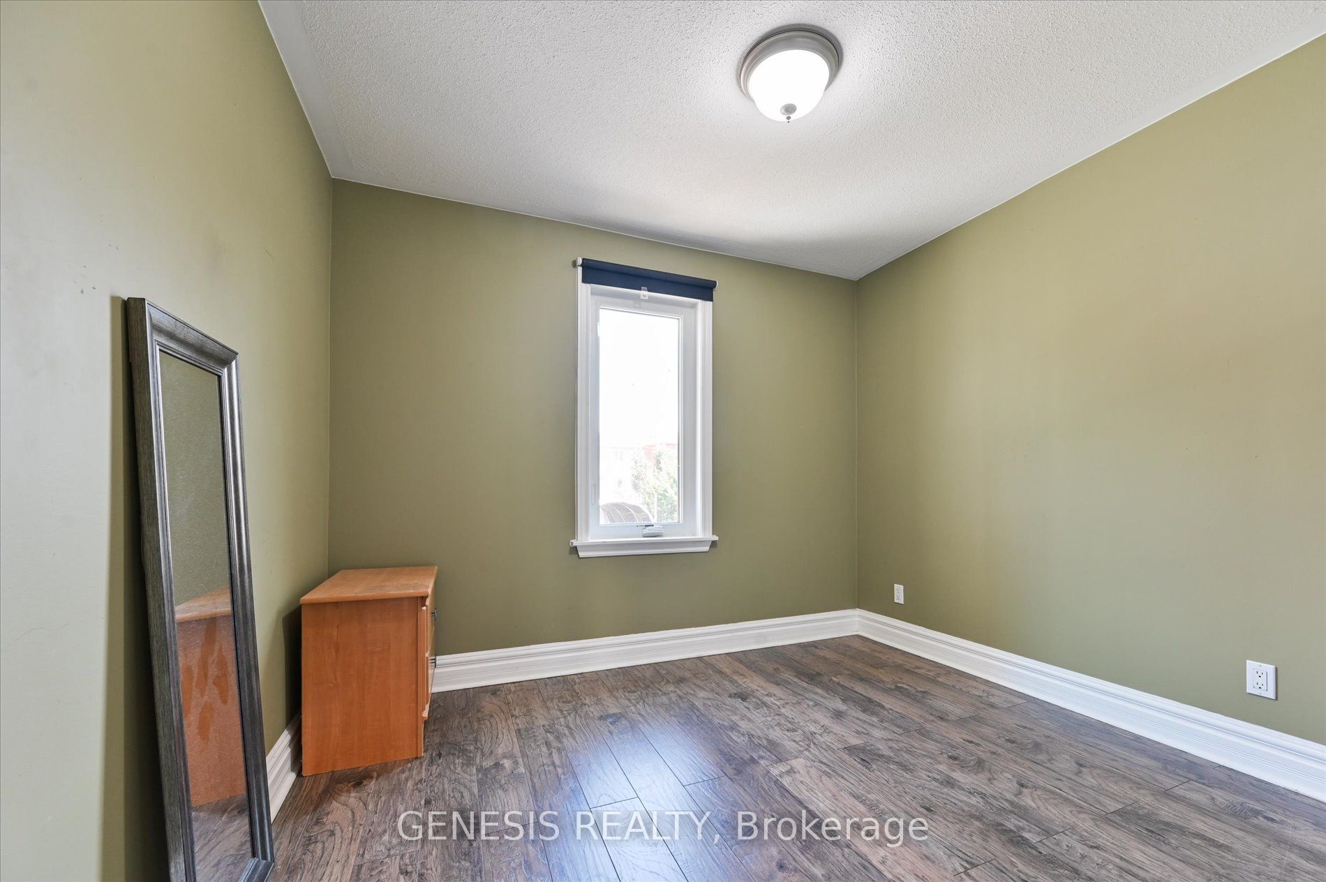 455 Caledonia Road