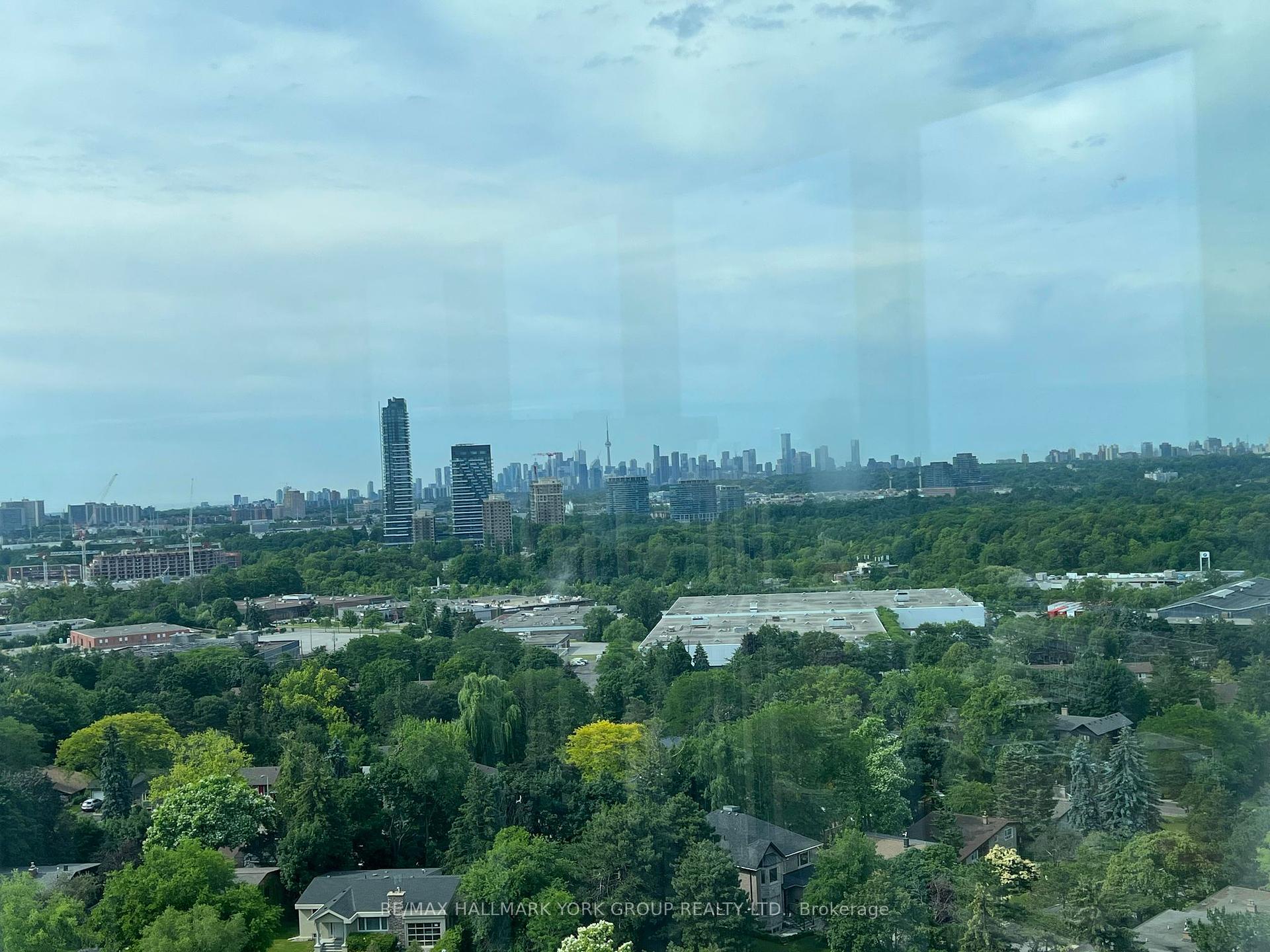 3 Bedrooms Condo at 20 O’Neill, Toronto For sale