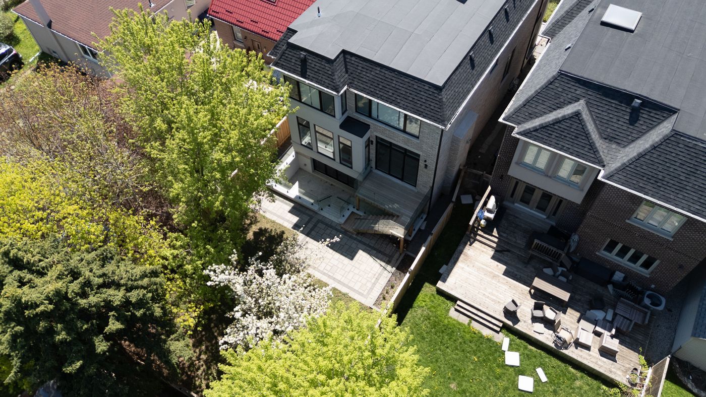 5 Graymar Avenue