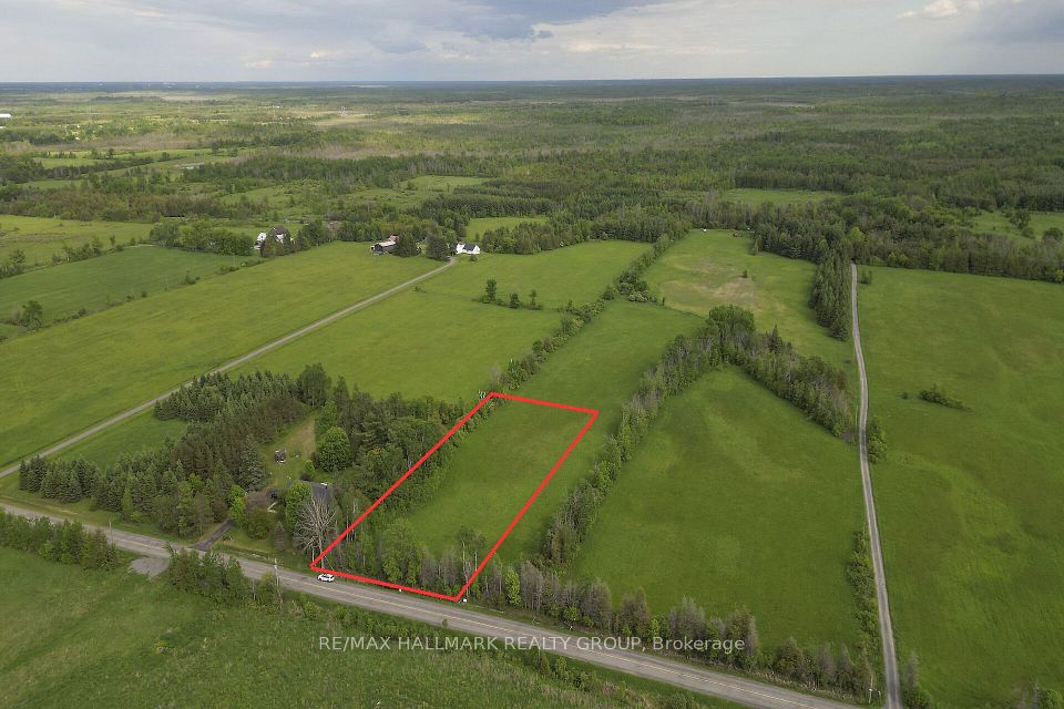 8116 Jock Trail Road, StittsvilleMunsterRichmond, ON K0A 2Z0
