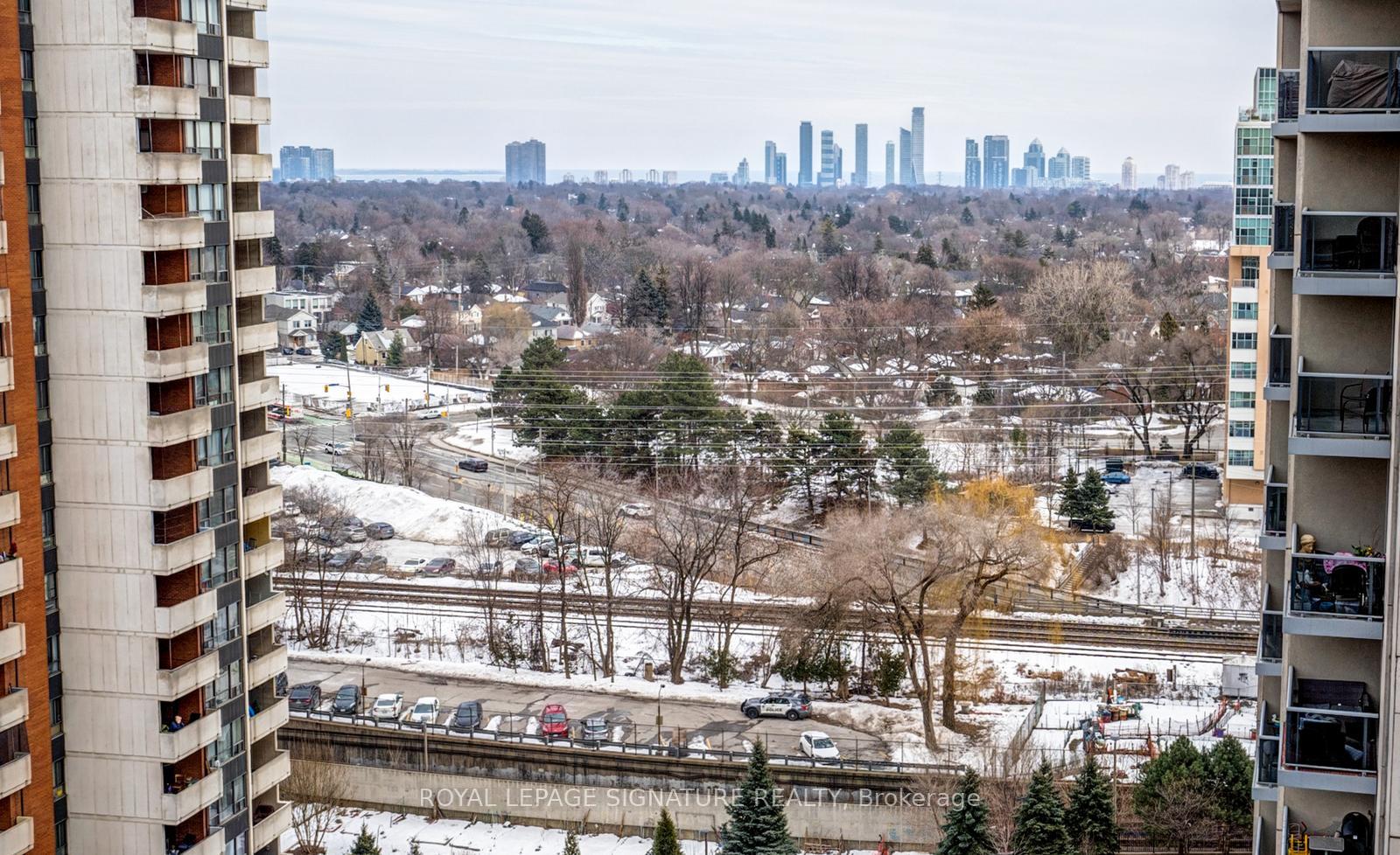 2 Bedrooms Condo at 7 Michael Power, Toronto For sale