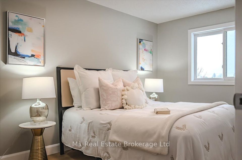 130 Freshmeadow Way