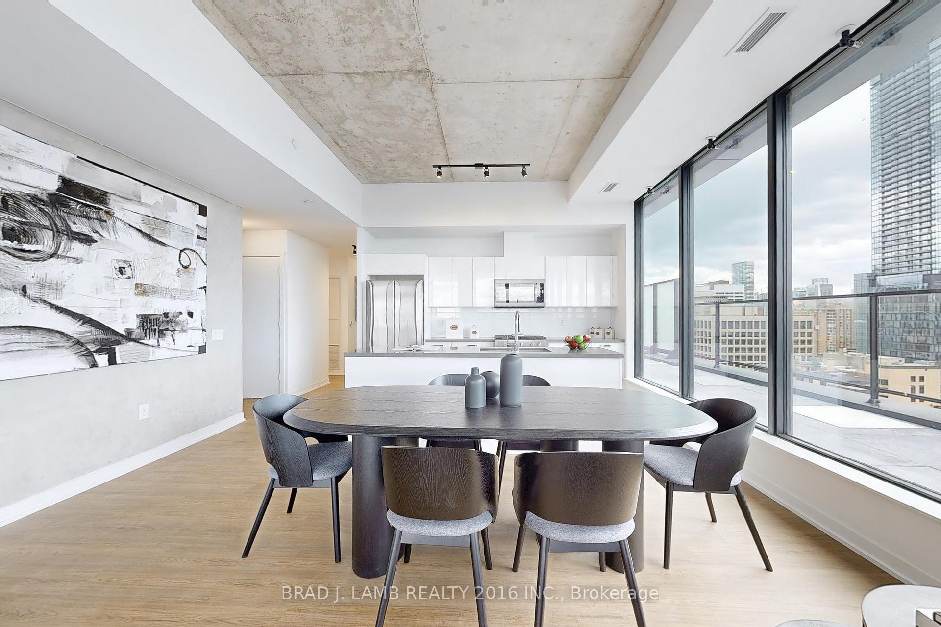 3 Bedrooms Condo at 195 McCaul, Toronto For sale