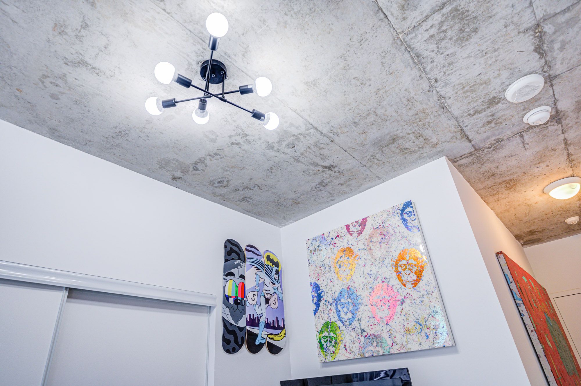 478 King Street W 318
