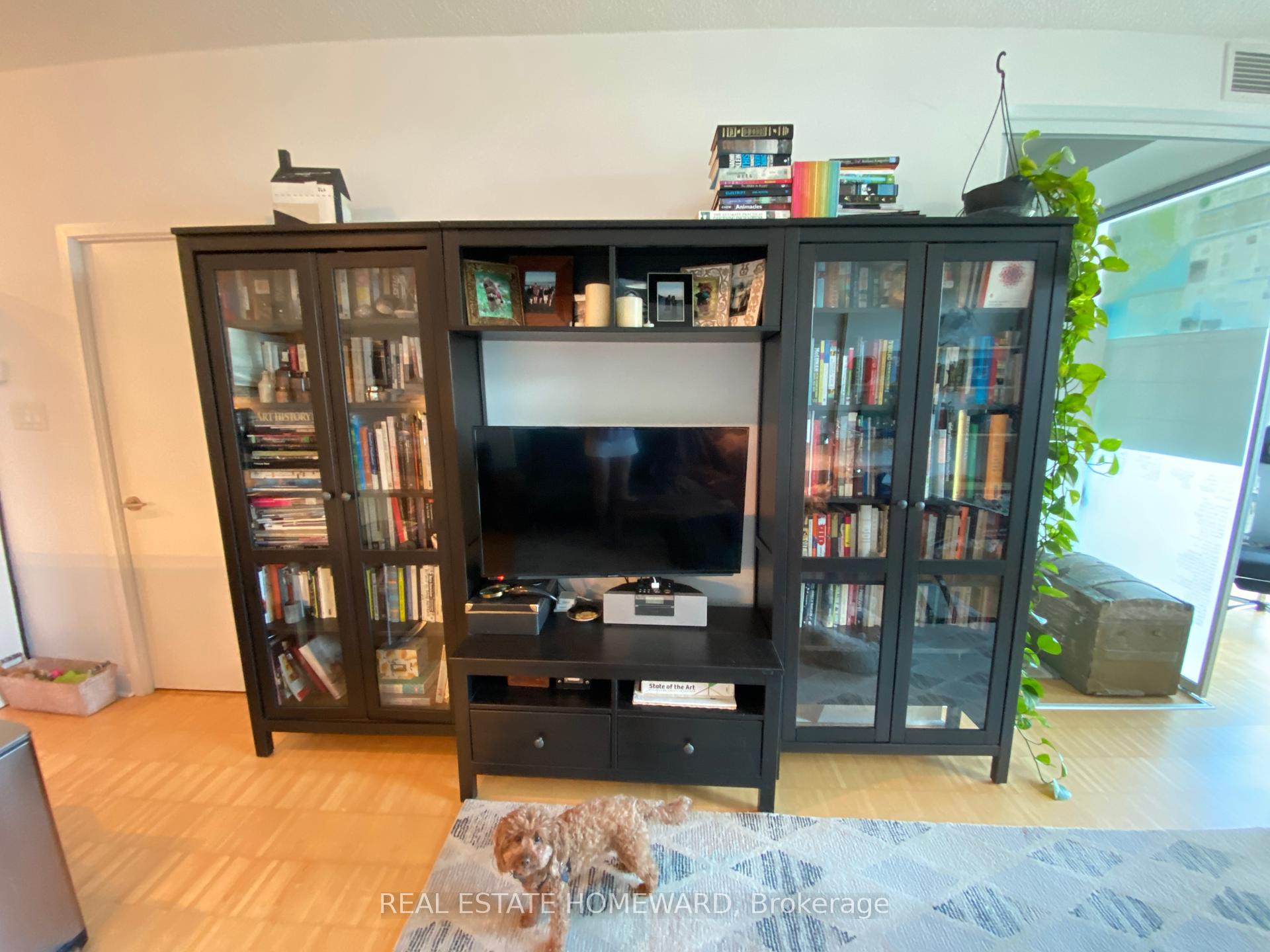 2 Bedrooms Condo at 1171 Queen, Toronto For sale