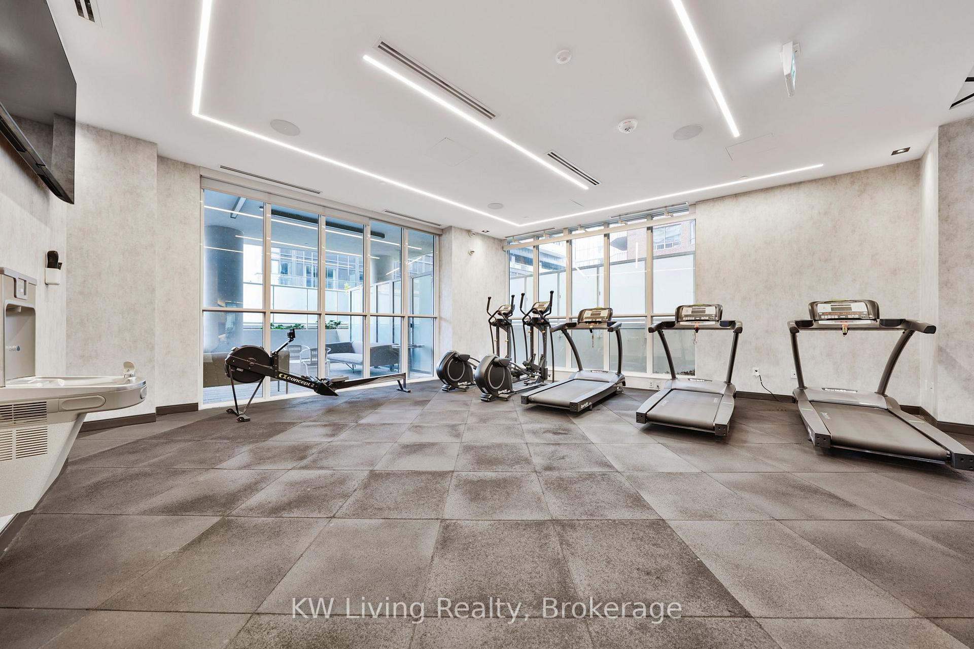 2 Bedrooms Condo at 77 Mutual,  Toronto For sale