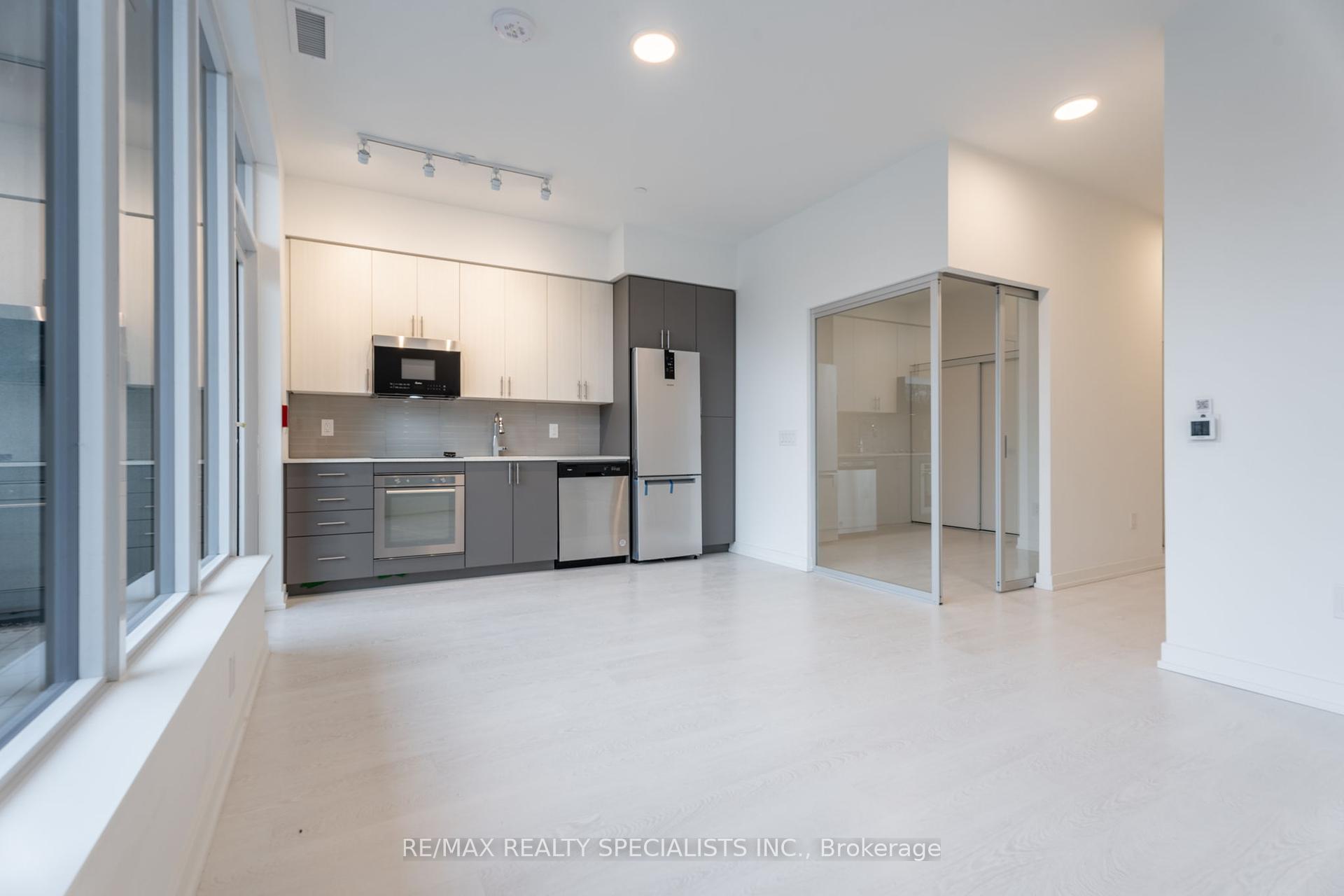 1 Bedroom Condo at 415 Main, Hamilton For sale