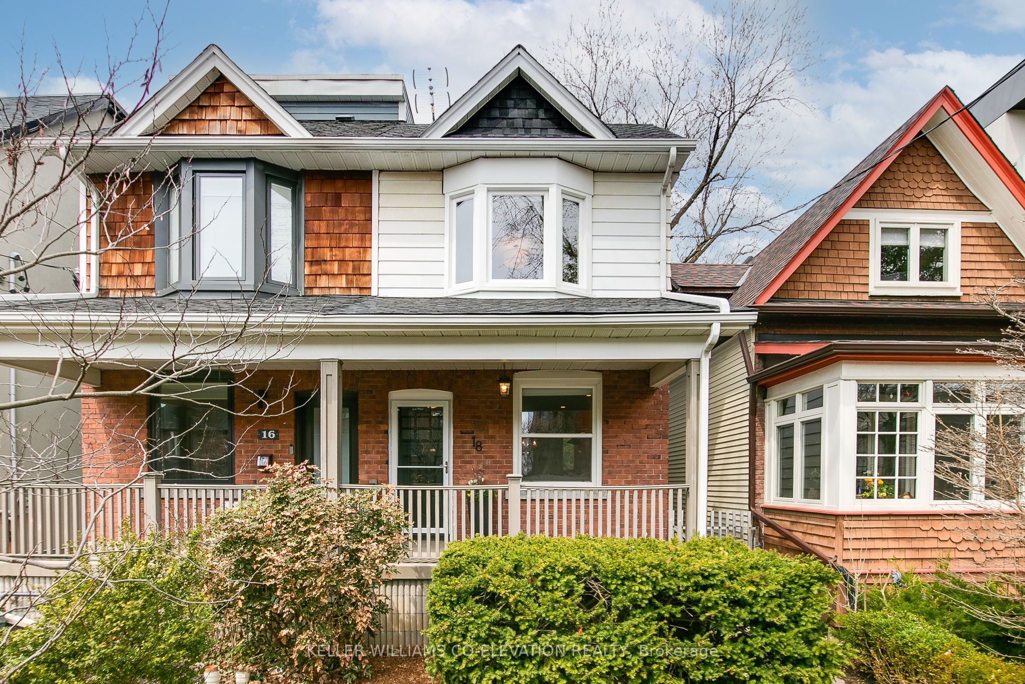 18 Grandview Avenue, Toronto, ON M4K 1J2