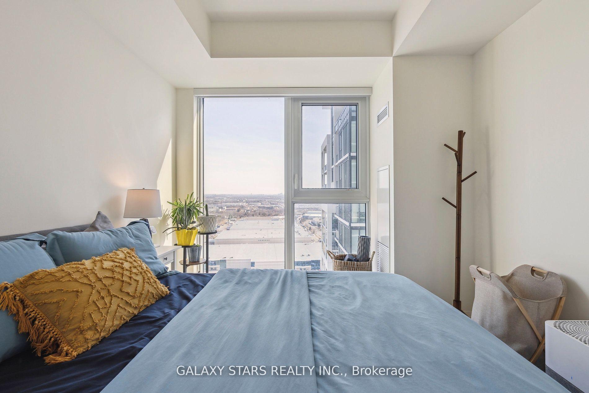 2 Bedrooms Condo at 9000 Jane,  Vaughan For sale