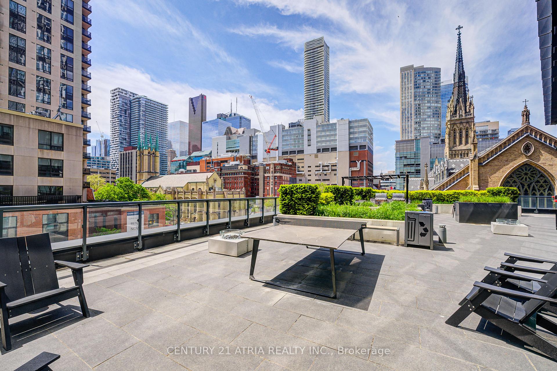 2 Bedrooms Condo at 60 Shuter, Toronto For sale