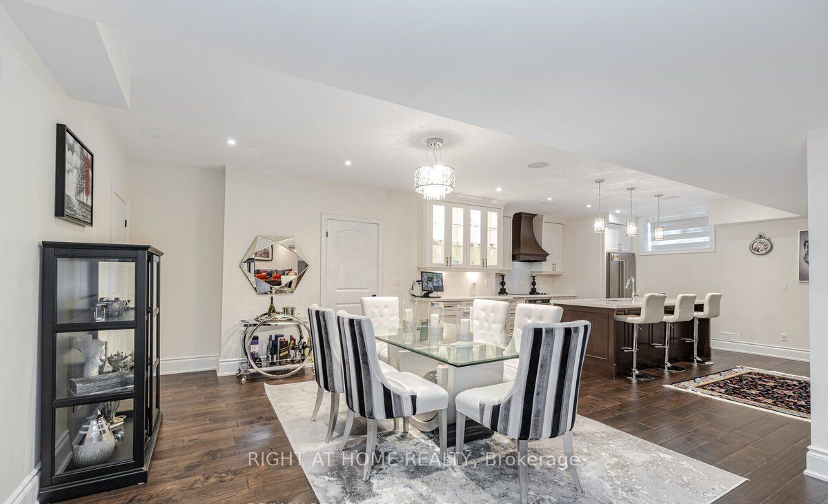 523 BROOKSIDE Drive