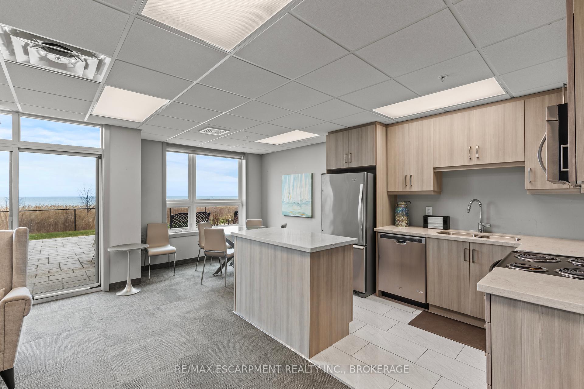 1 Bedroom Condo at 35 Southshore, Hamilton For sale