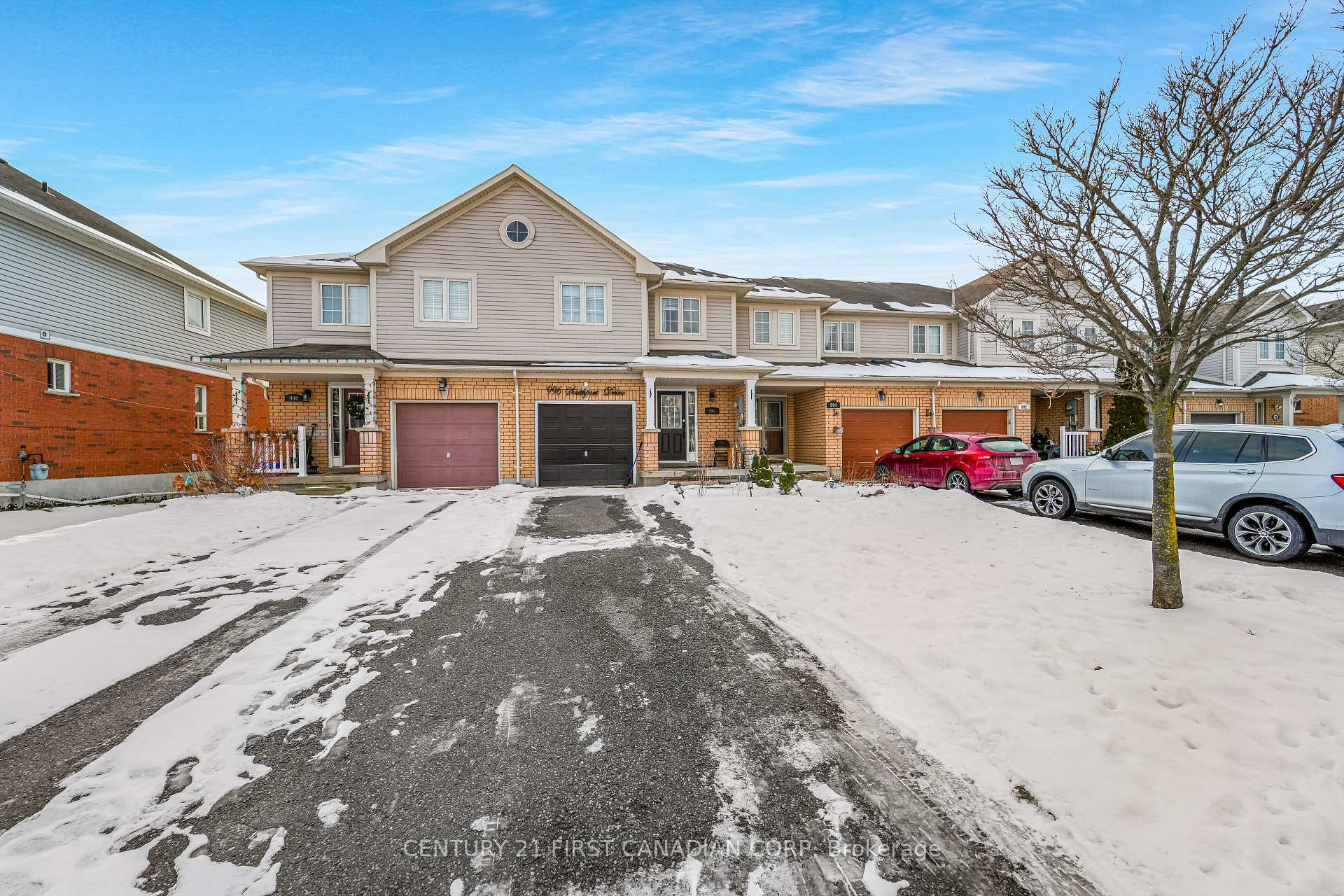 996 Southport Drive, Oshawa, ON L1H 8A3