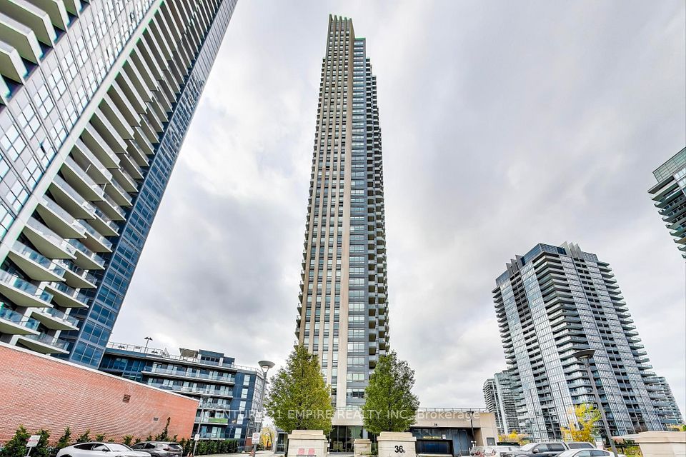 36 Park Lawn