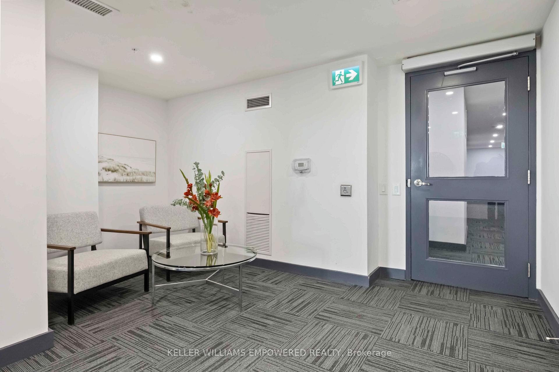 3 Bedrooms Condo at 3237 Bayview, Toronto For sale
