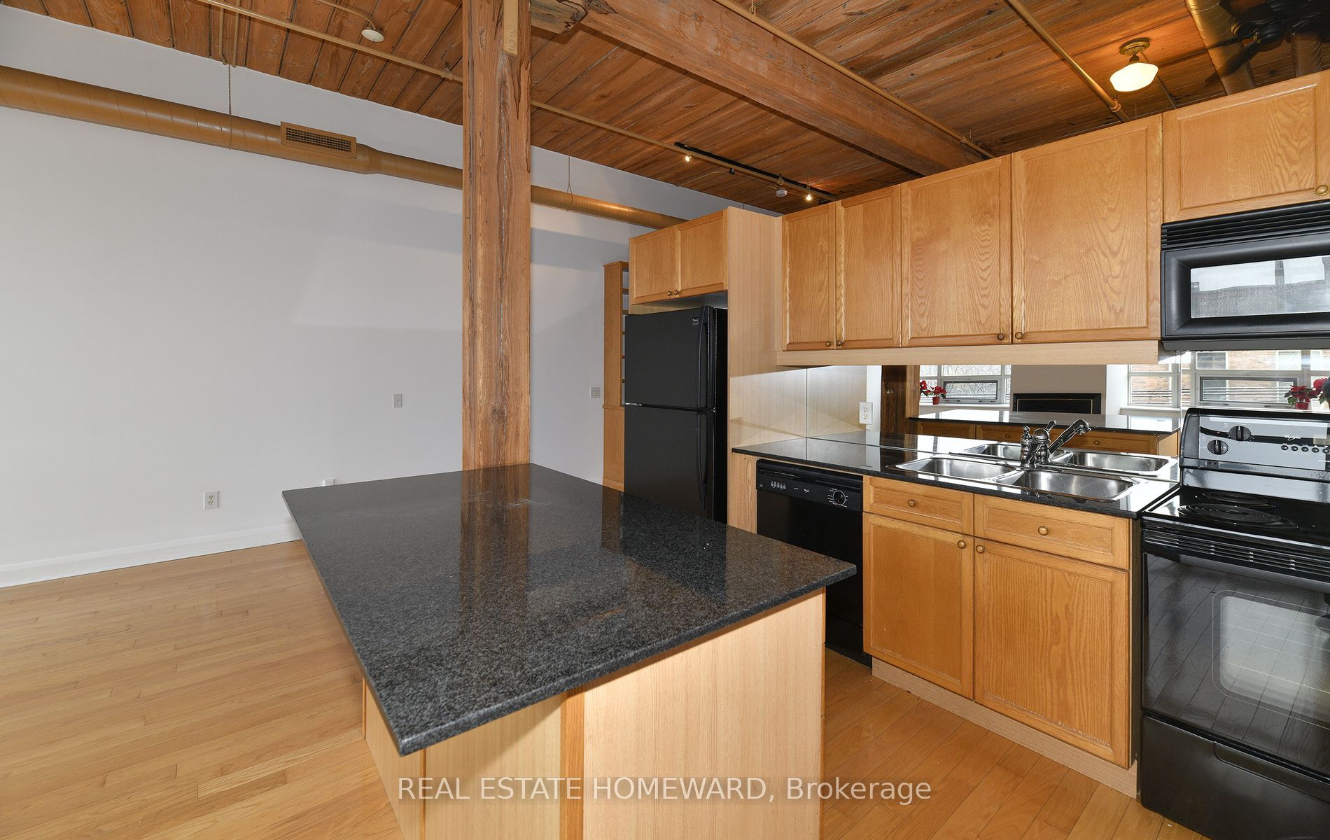 993 Queen Street W, #315