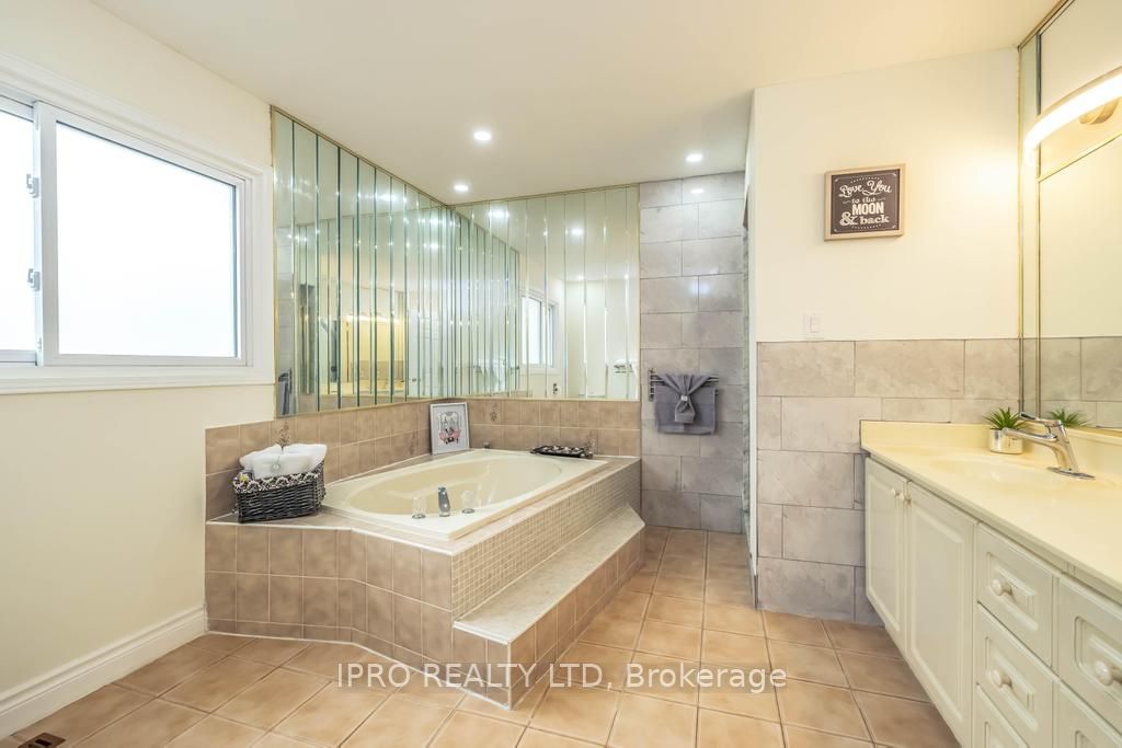 2155 Duncaster Drive, #26