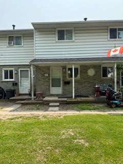 137 Toulon Crescent