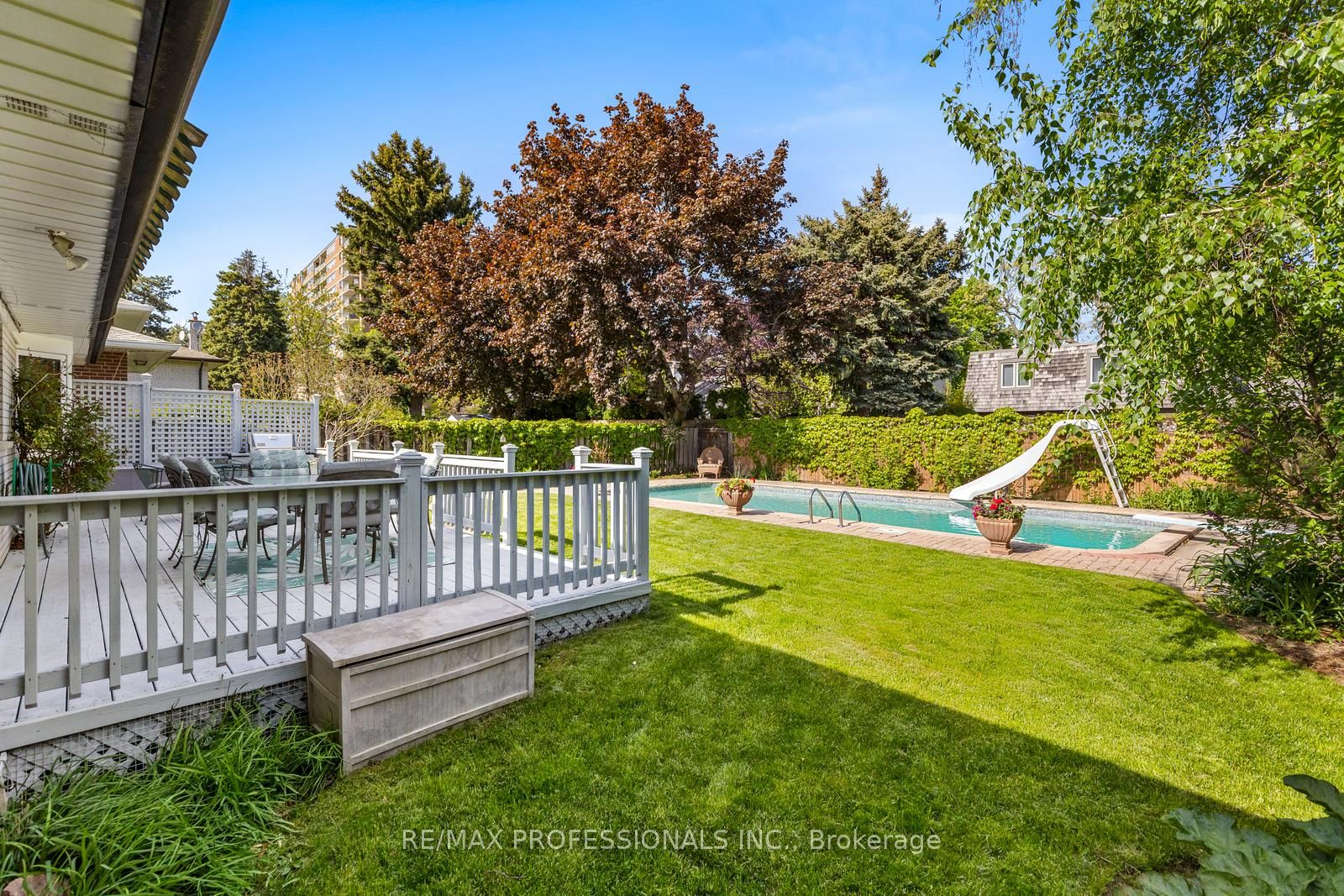 15 Warrender Avenue