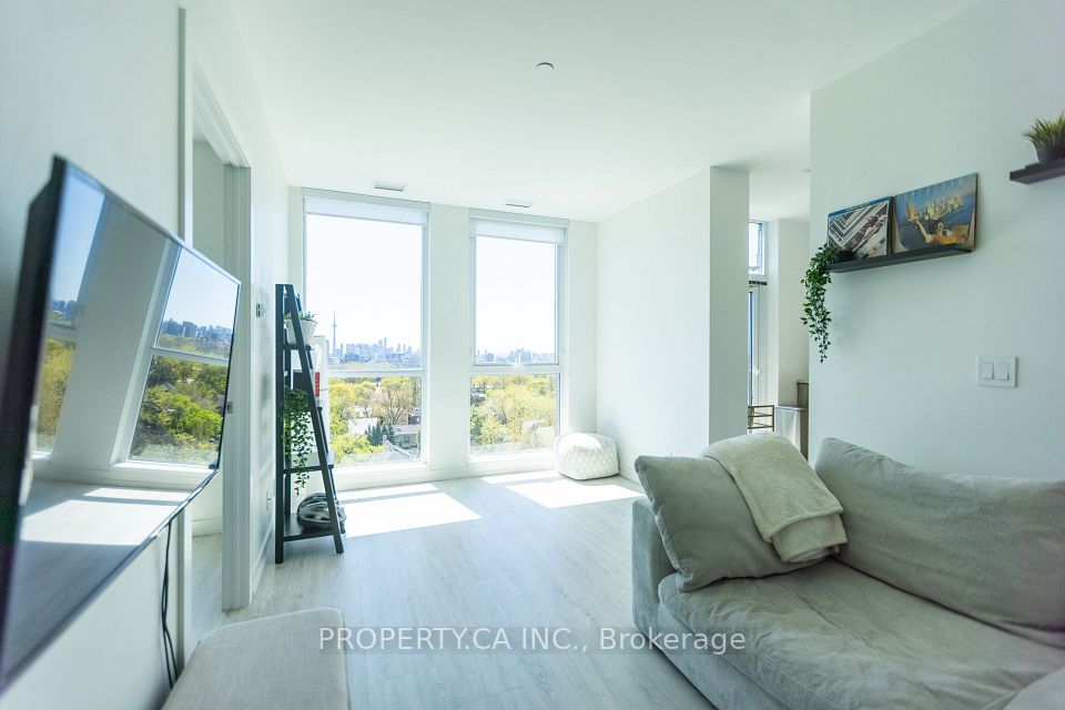223 St Clair Avenue