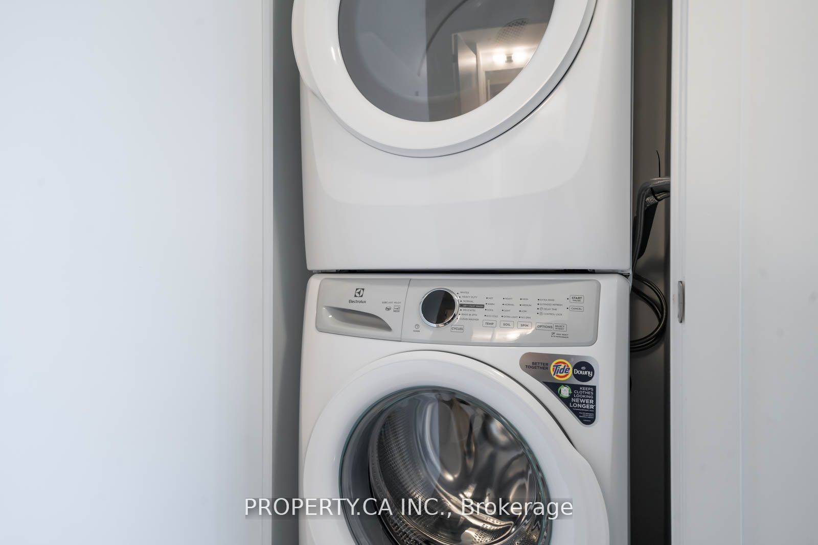 8 Olympic Garden Drive, #1601