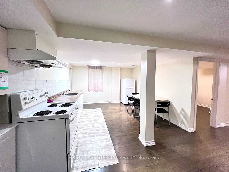##lower - 454 Hillbury Drive, Mississauga, ON L5R 0B1
