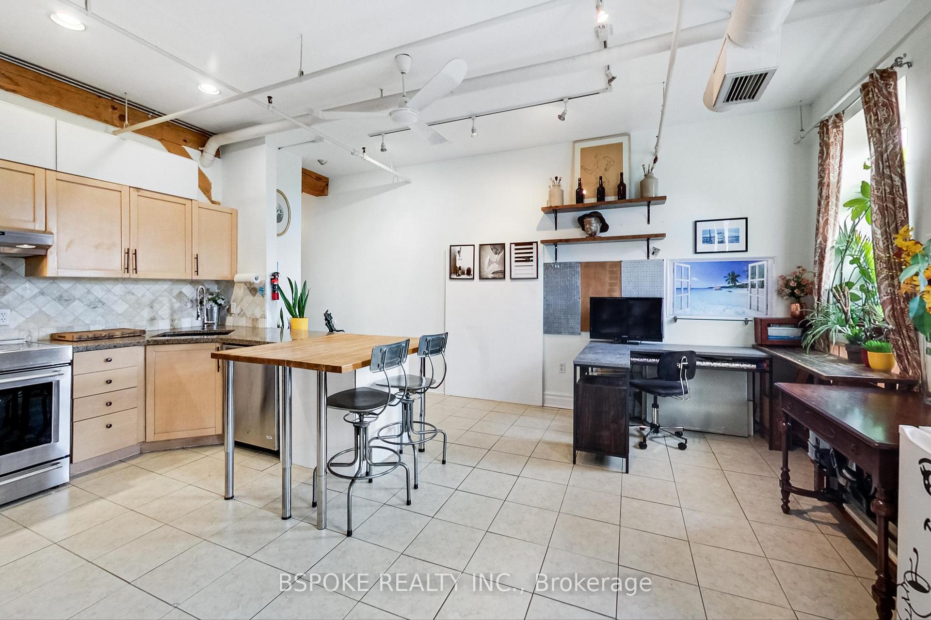 2 Bedrooms Condo at 121 Prescott, Toronto For sale