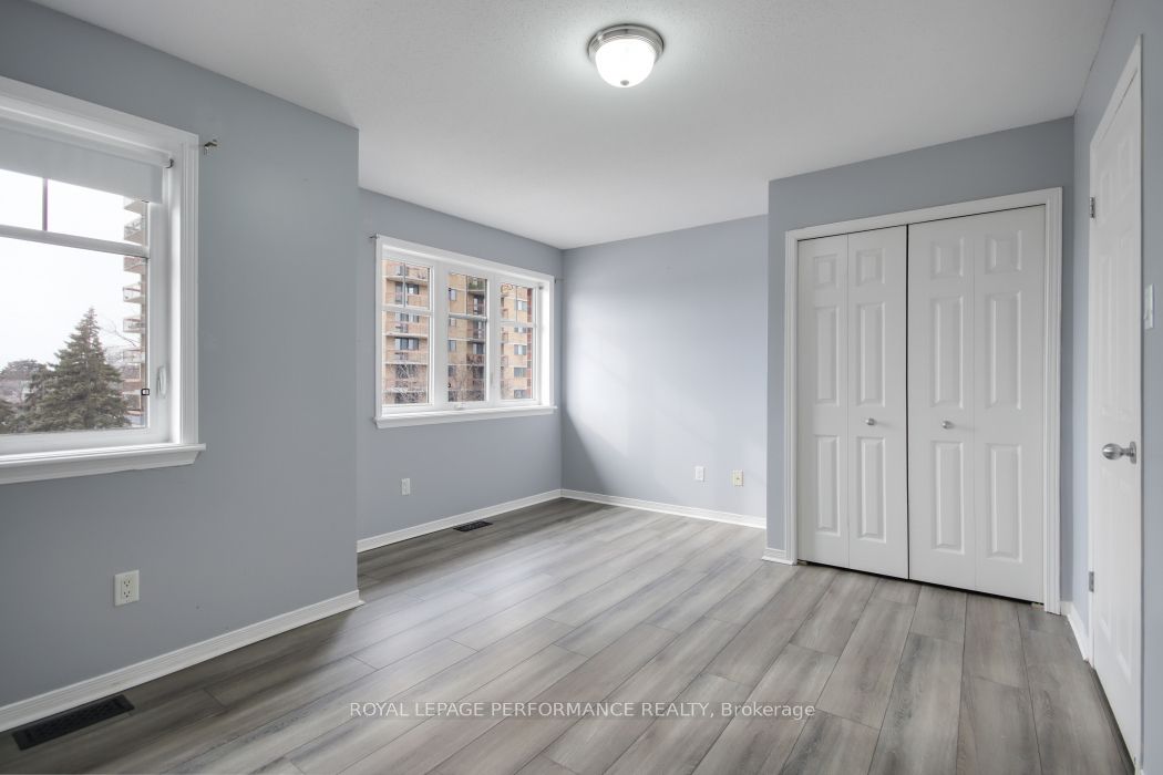 700 Reardon Private, #209
