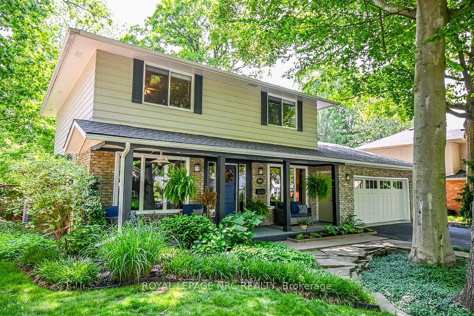7077 Ridgewood